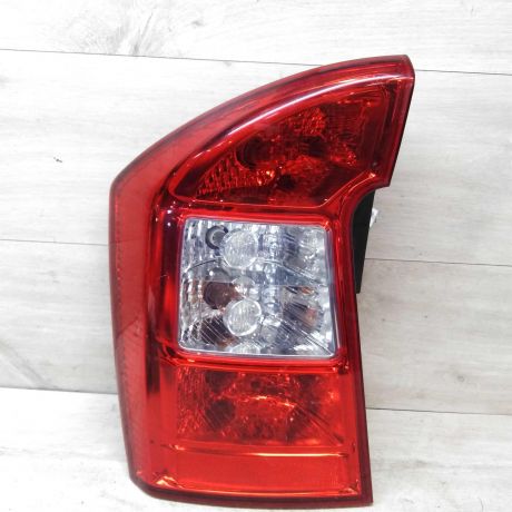 fonar-zadnii-levyi-kia-carens-art-37045-big-0