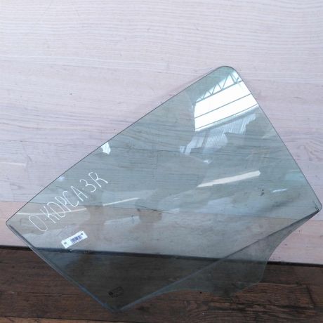 steklo-dveri-zadnee-pravoe-opel-corsa-d-art-37272-big-0