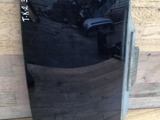 steklo-dveri-zadnee-levoe-toyota-corolla-ix-e120-e130-rest-xetcbek-art-37416