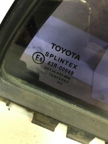 fortocka-zadniaia-pravaia-toyota-corolla-ix-e120-e130-rest-xetcbek-art-37602-big-1