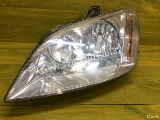 peredniaia-levaia-fara-ford-c-max-art-37642-big-0