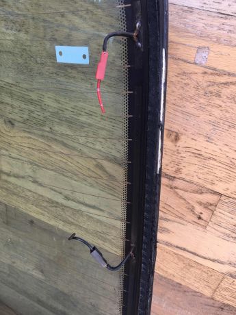 steklo-zadnee-sedan-audi-100-c4-s-obogrevom-audi-a6-c4-art-37869-big-3