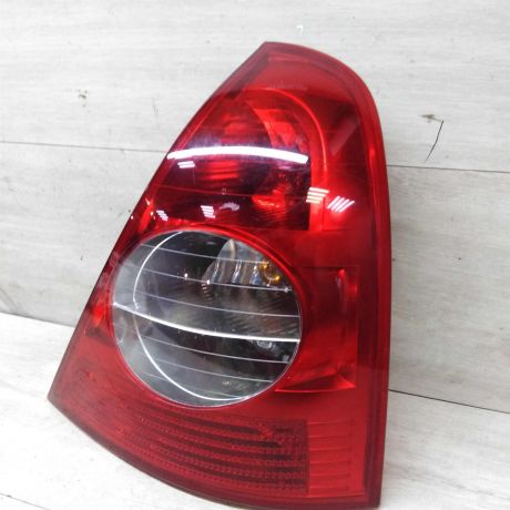 fonar-zadnii-pravyi-renault-clio-ii-art-37990-big-3