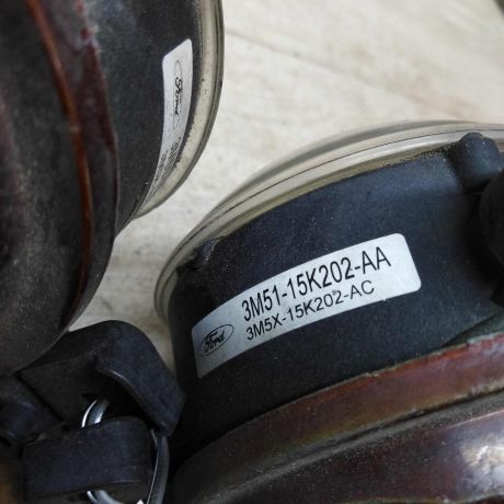 fara-protivotumannaia-pravaia-ford-focus-2-art-38113-big-1