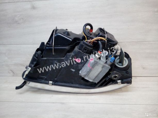 pravaia-fara-audi-a6-s5-ksenon-rest-art-38283-big-1