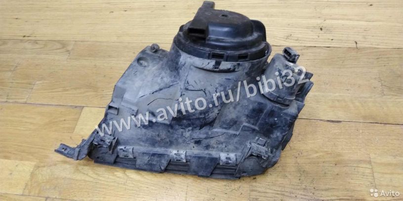 fara-peredniaia-pravaia-audi-100-c4-art-38551-big-3