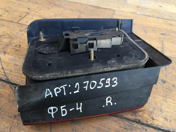 fonar-zadnii-pravyi-volkswagen-passat-b4-art-38771-big-2