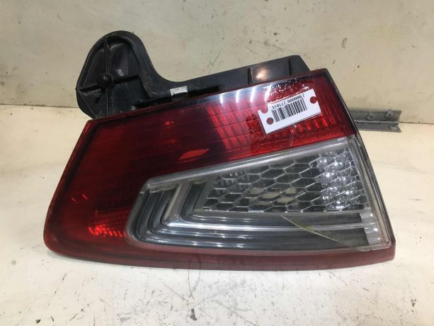 fonar-zadnii-levyi-ford-mondeo-4-defekt-art-39109-big-0