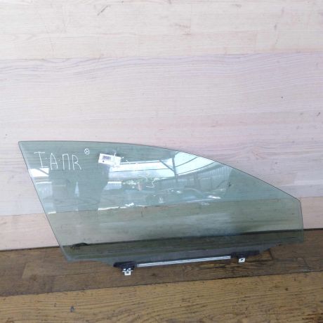 steklo-dveri-perednee-pravoe-toyota-avensis-t25-art-39130-big-0