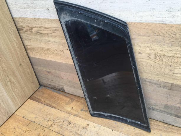 steklo-bagaznika-zadnee-levoe-volkswagen-passat-b4-art-39404-big-2