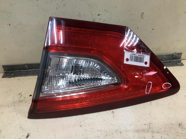 fonar-zadnii-pravyi-ford-fusion-usa-art-39495-big-0