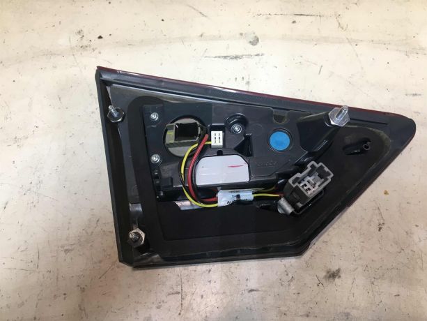 fonar-zadnii-pravyi-ford-fusion-usa-art-39495-big-5