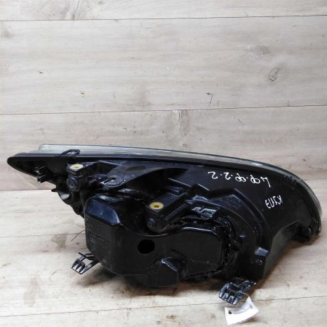 fara-levaia-ford-focus-2-do-rest-temnye-otrazatel-defekt-kronsteinov-art-39521-big-2