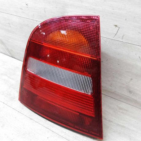 fonar-zadnii-levyi-skoda-octavia-tour-art-39674-big-4