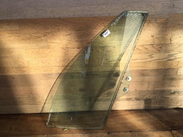 steklo-dveri-perednee-pravoe-mazda-6-gg-art-39802-big-0