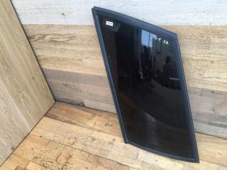 steklo-bagaznika-zadnee-pravoe-volkswagen-passat-b4-art-39838