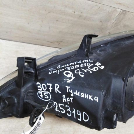 fara-pravaia-peugeot-307-do-rest-defekt-art-40045-big-5