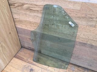 steklo-dveri-zadnee-pravoe-sedan-ford-fusion-usa-ford-mondeo-5-se-ecoboost-art-40203