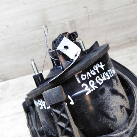 fonar-zadnii-pravyi-volkswagen-golf-plus-art-40615-big-4