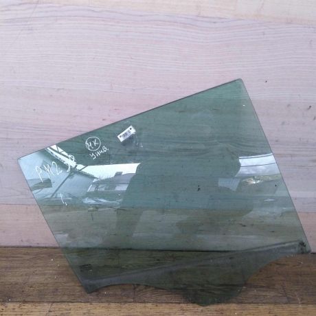 steklo-dveri-zadnee-pravoe-renault-megane-2-universal-art-41169-big-0