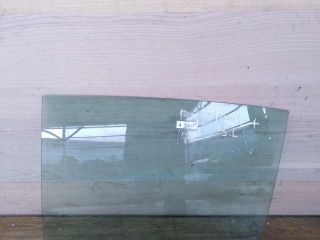 steklo-dveri-zadnee-levoe-volkswagen-golf-plus-05gv-art-41239