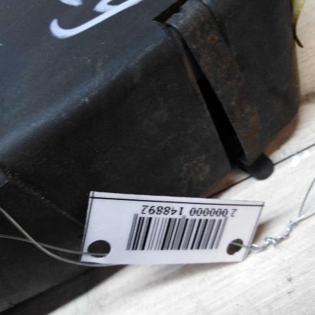 kryska-grm-volkswagen-golf-4-20i-apk-art-23025-big-1