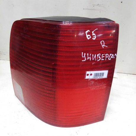 fonar-zadnii-pravyi-volkswagen-passat-b5-universal-art-41900-big-1