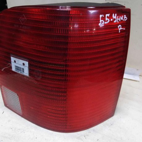 fonar-zadnii-pravyi-volkswagen-passat-b5-universal-art-41969-big-1