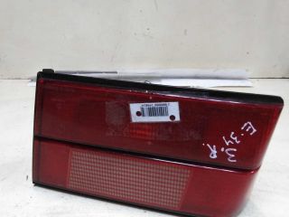 fonar-zadnii-pravyi-krysku-bagaznika-bmw-e34-sedan-art-41986