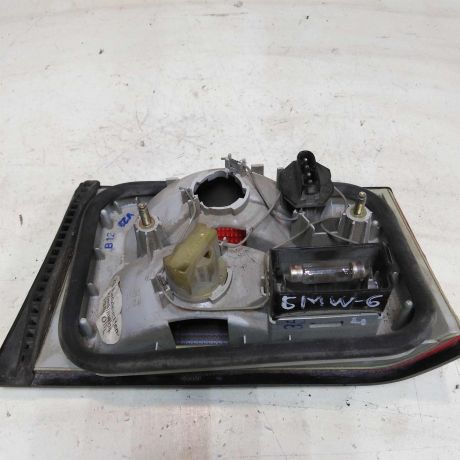 fonar-zadnii-levyi-krysku-bagaznika-bmw-e34-sedan-art-42016-big-2