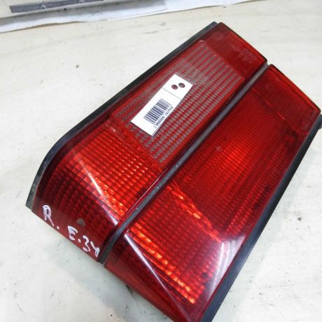 fonar-zadnii-pravyi-krysku-bagaznika-bmw-e34-sedan-art-42018-big-3