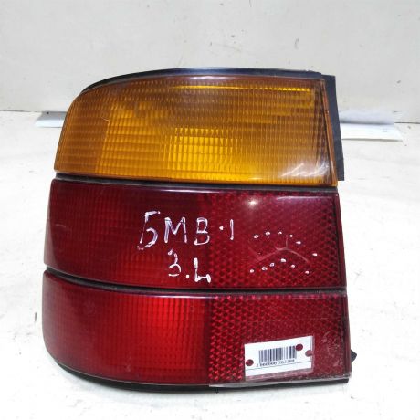 fonar-zadnii-levyi-bmw-e34-sedan-art-42053-big-0