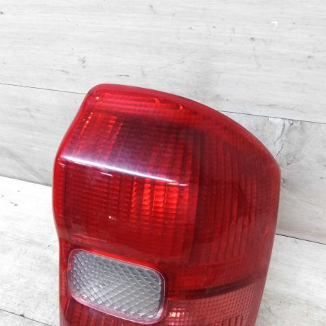 fonar-zadnii-pravyi-toyota-rav4-ii-xa20-art-42107-big-3