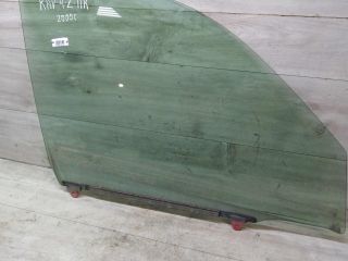 steklo-dveri-perednee-pravoe-toyota-rav4-ii-xa20-art-42128