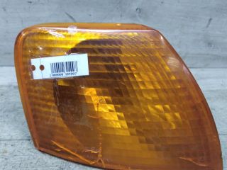 ukazatel-povorota-pravyi-volkswagen-passat-b5-defekt-art-42161