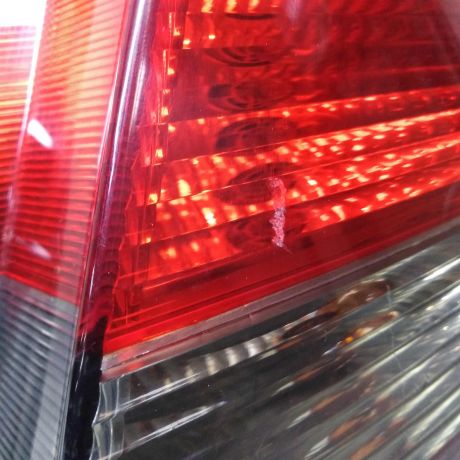 fonar-zadnii-pravyi-mitsubishi-carisma-art-42201-big-2