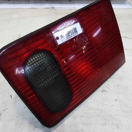 fonar-zadnii-levyi-audi-a8-d2-v-krysku-bagaznika-art-42225-big-0