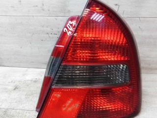 fonar-zadnii-pravyi-mitsubishi-carisma-art-42266