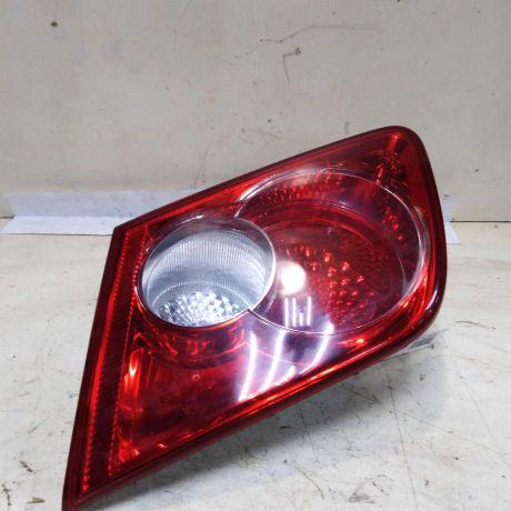 fonar-zadnii-pravyi-kryski-bagaznika-mazda-6-art-42707-big-1