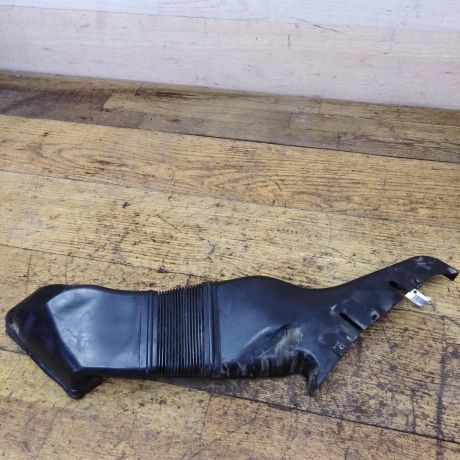 vozduxozabornik-naruznyi-volkswagen-passat-b5-gp-art-43092-big-0