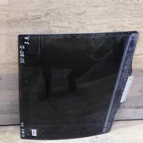 steklo-dveri-zadnee-pravoe-volvo-xc90-rest-odinarnoe-art-43276-big-0