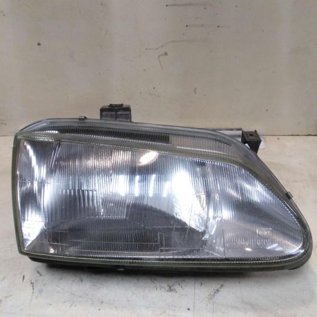 fara-pravaia-renault-megane-1-do-rest-art-43441-big-0