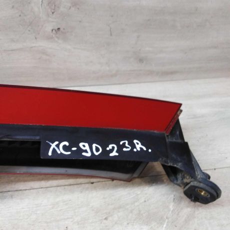 fonar-zadnii-pravyi-verxnii-volvo-xc90-rest-art-43577-big-5