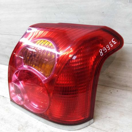 fonar-zadnii-pravyi-toyota-avensis-t25-xetcbek-art-43692-big-2