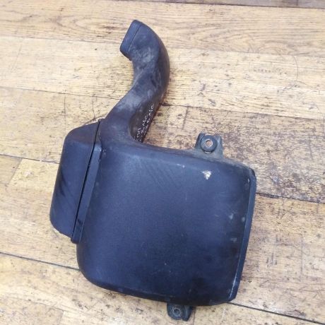 vozduxozabornik-naruznyi-volvo-xc90-rest-art-43715-big-1