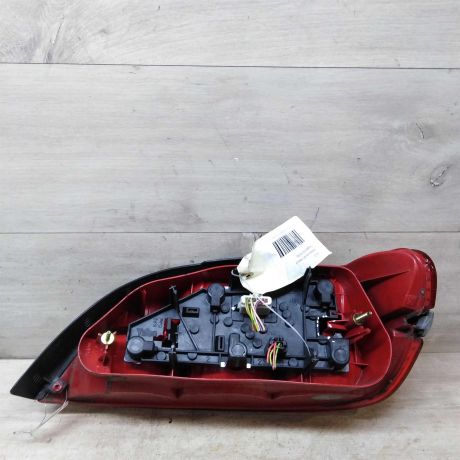 fonar-zadnii-levyi-peugeot-406-art-43757-big-1