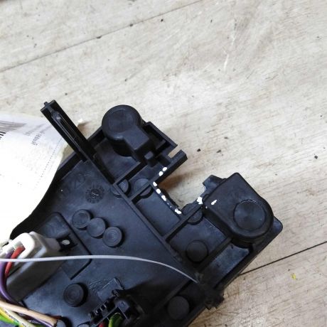 fonar-zadnii-levyi-peugeot-406-art-43757-big-4