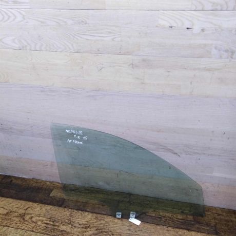 steklo-dveri-perednee-pravoe-mazda-3-bl-xetcbek-art-43863-big-0