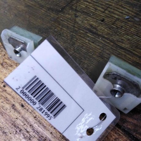 steklo-dveri-perednee-pravoe-mazda-3-bl-xetcbek-art-43863-big-1