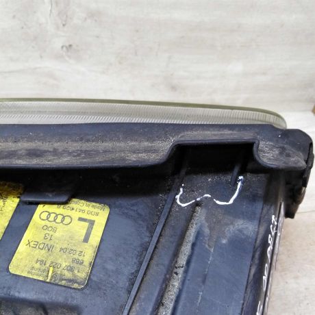 fara-levaia-audi-a4-b5-do-rest-bosch-trexzonnaia-defekt-art-43898-big-4